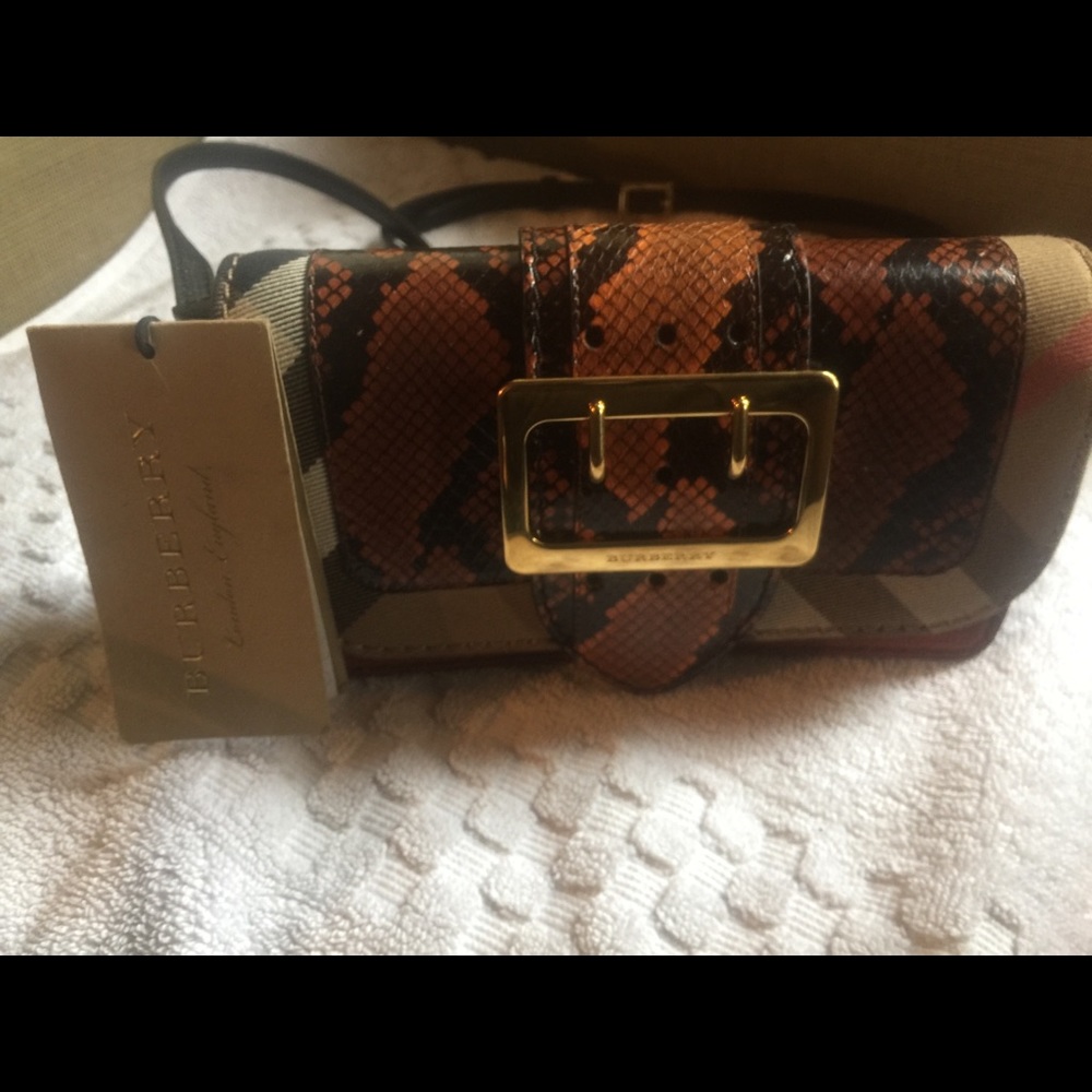 Burberry patchwork snakeskin crossbody bag - Picture 2 of 6